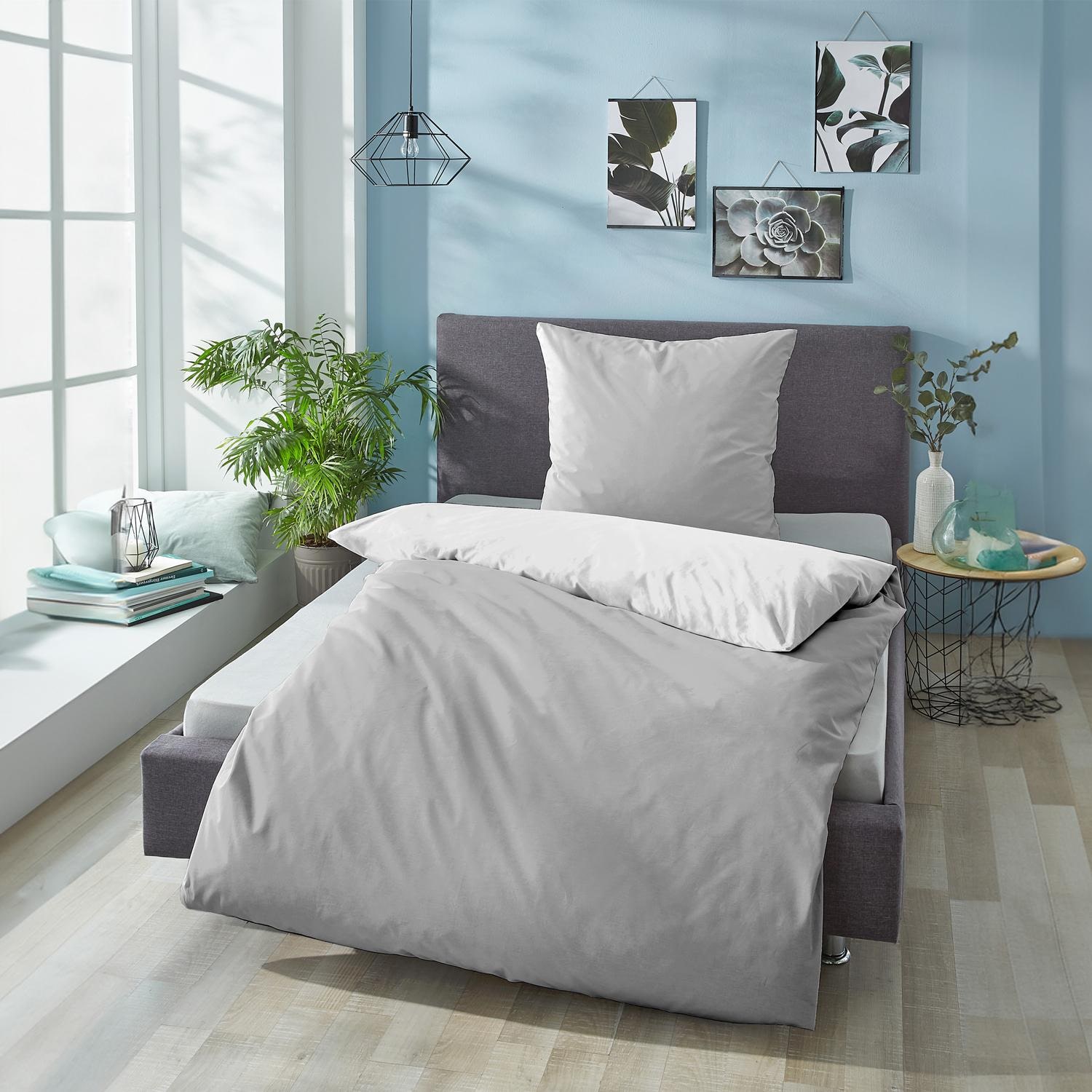 Double pack CloudComfort Basic reversible bed linen light gray/white 155 x 220 + 80 x 80 cm
