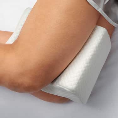 Cojín ergonómico de rodillas para durmientes laterales 24 x 20 x 15 cm con funda de efecto refrescante