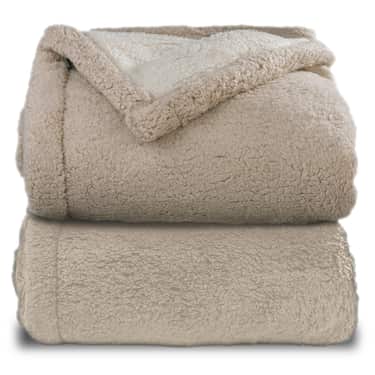 150 x 200 cm jauki ėriuko odos išvaizdos antklodė, pagaminta iš poliesterio