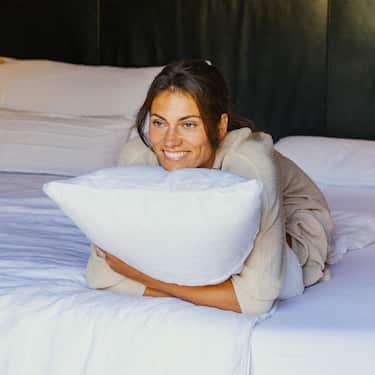 10 x Almohada de microfibra CloudComfort Basic 40 x 80 cm