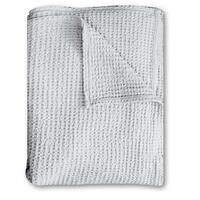 140 x 200 cm överkast i våffelpiqué lättviktspolycotton i färgen ljusgrå