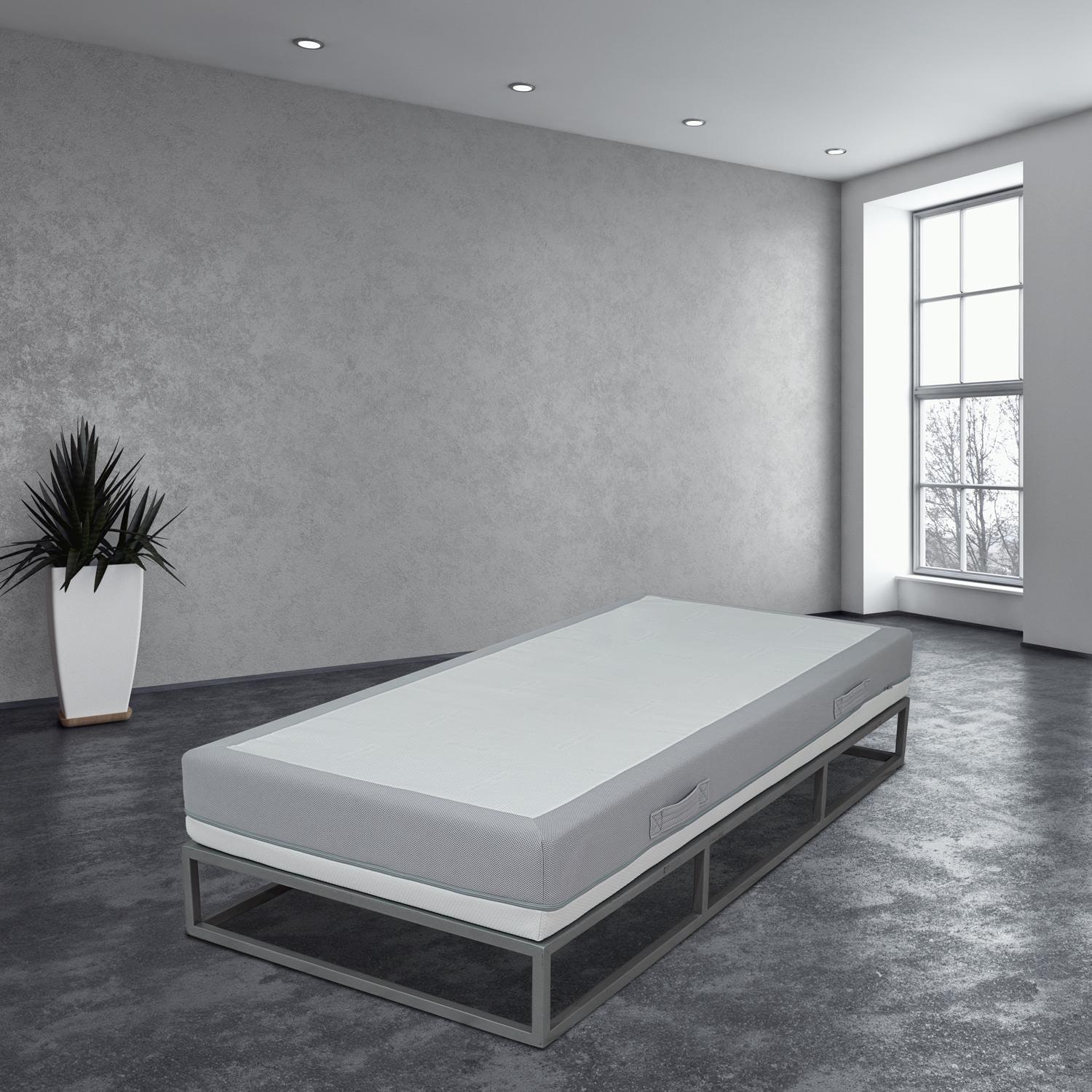Reversible sides – Sleezzz® Premium Mattress 120x200 cm + Sleezzz® Cool Gel-Foam Contoured Neck Support Pillow