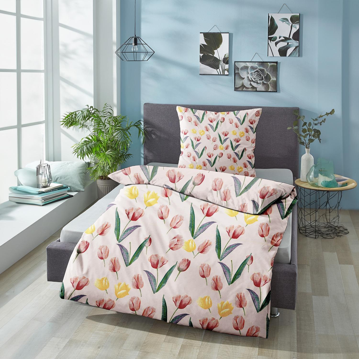 Double pack CloudComfort Basic microfiber bed linen tulips 135 x 200 + 80 x 80 cm