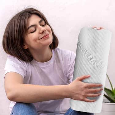 Rulou pentru genunchi și gât Visco Aloe Vera cu spumă cu memorie 40 x 15 cm