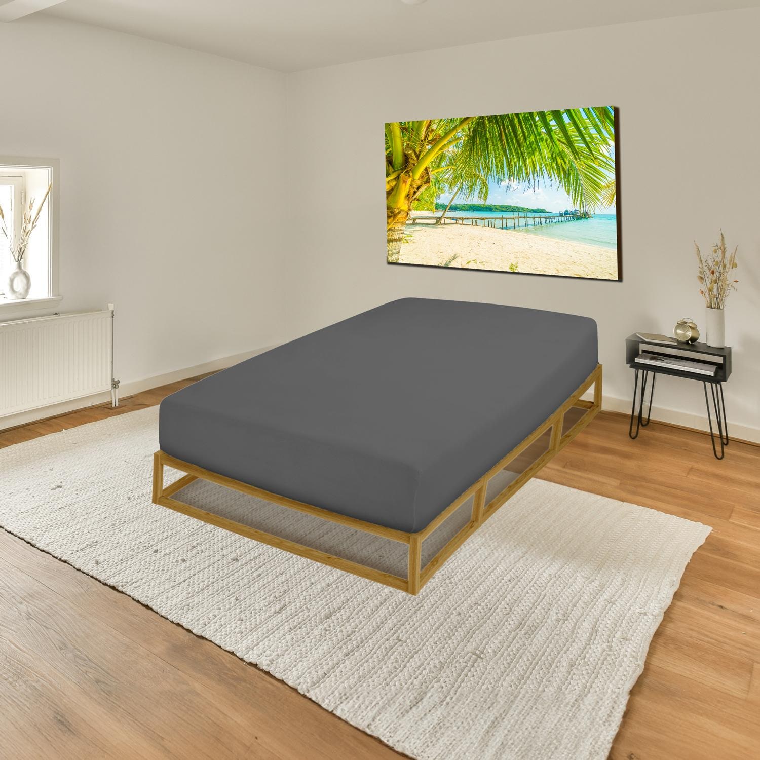 4 szt. bawełnianych prześcieradeł z gumką Castell w kolorze ciemnego taupe, wymiary 90 x 190 – 100 x 200 cm